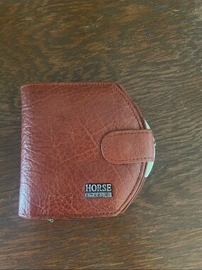 Horse Imperial  Brown Leather Zip Wallet